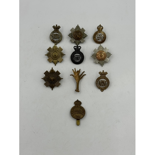 2217 - Ten military cap badges