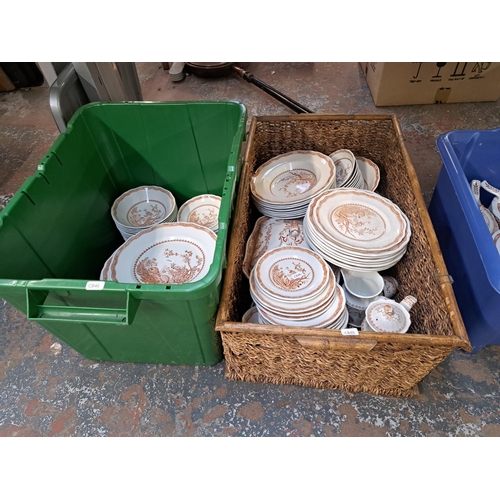 1047 - Five boxes containing a large quantity of Mason's and Furnivals Quail dinnerware