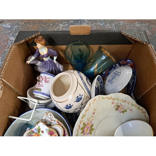 1047A - A box containing ceramics and glassware to include two Royal Albert Old Country roses trinket dishes... 