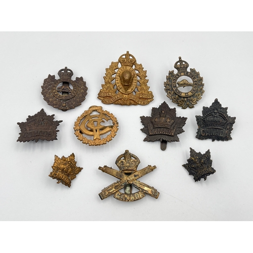 2034 - Ten military cap badges