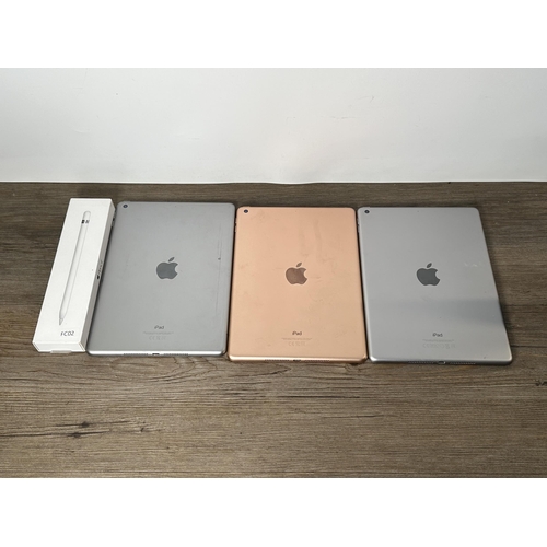 750 - Four Apple items to include Apple Pencil 1st generation,  three iPads, two A1893 and one A1822