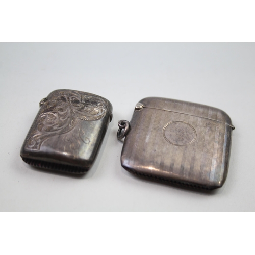 2262 - Two hallmarked Birmingham sterling silver vesta cases - approx. gross weight 47g