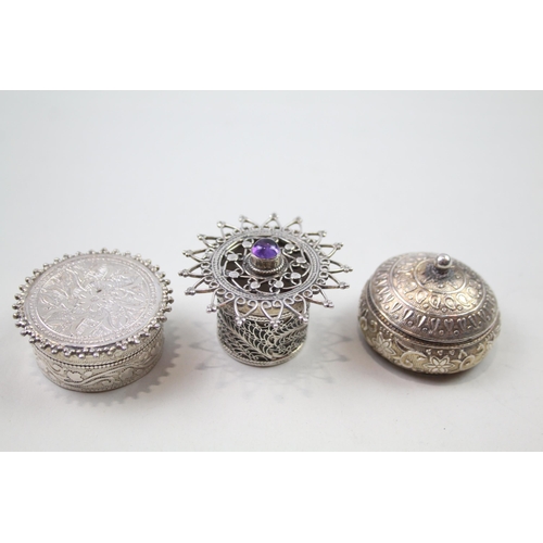 2273 - Three silver trinket boxes, two .925 and one .800 - approx. gross weight 83g