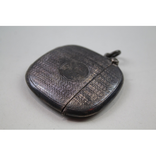 2278 - An Edwardian hallmarked Chester sterling silver vesta case, dated 1903 - approx. gross weight 31g