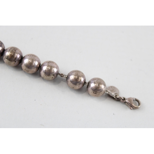 2291 - A Tiffany & Co. silver beaded bracelet - approx. gross weight 18g