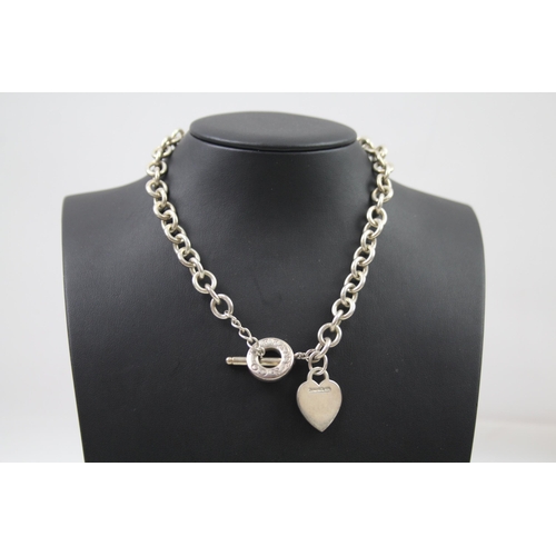 2315 - A Tiffany & Co. silver necklace with heart tag - approx. gross weight 75g