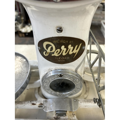 420 - A set of mid 20th century Perry Ilford shop weighing scales - approx. 69cm high