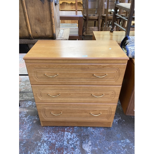 134 - An Alstons Cabinets Ltd. Sandringham chest of drawers - approx. 85cm high x 77cm wide x 41cm deep
