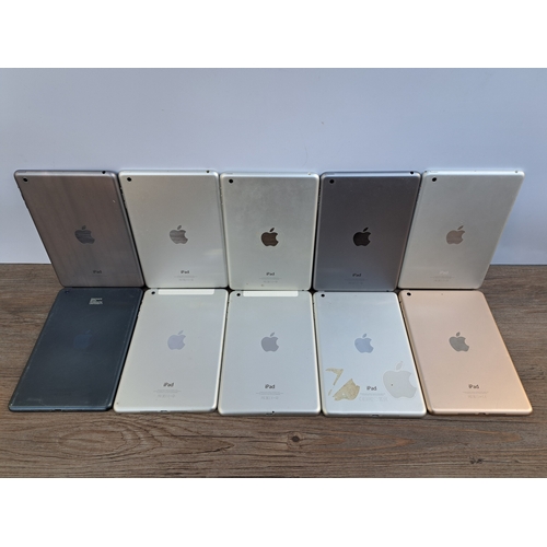 760 - Ten Apple iPads, six A1432, two A1455, one A1489 and one A1599