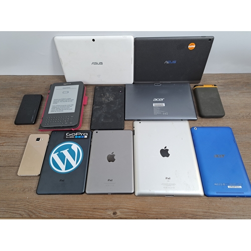 782 - A collection of mobile phones, tablets and accessories to include Apple iPad A1489, A1432, A1395, Am... 