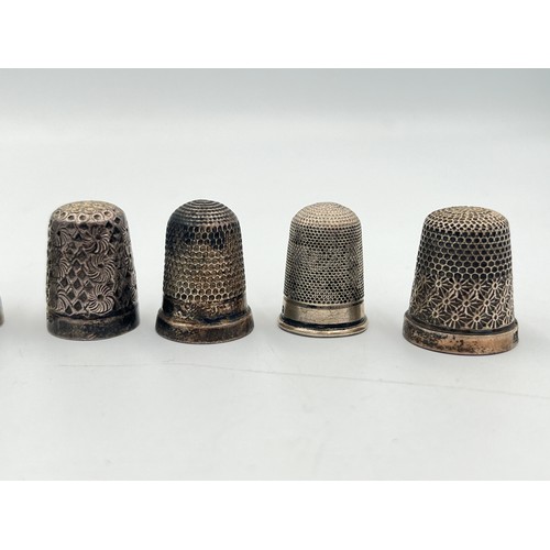 2266 - A collection of sterling silver thimbles - approx. gross weight 34.2g