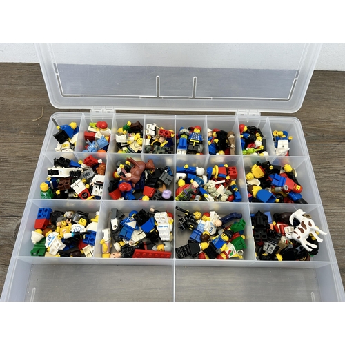 458 - A large collection of Lego figurines