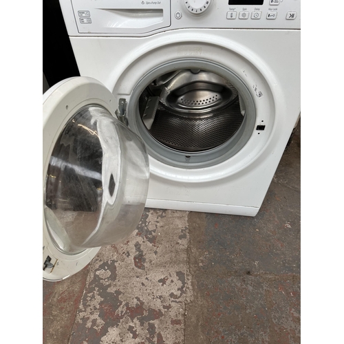 839 - A Hotpoint WMFUG942 A++ class 1-9kg Smart Tech 60cm washing machine