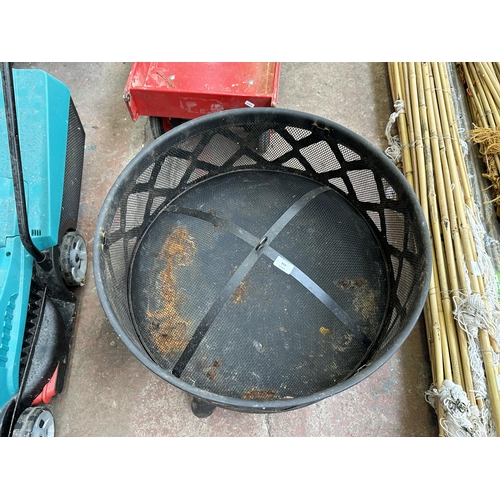 914 - A cast metal and mesh fire pit - 62cm diameter