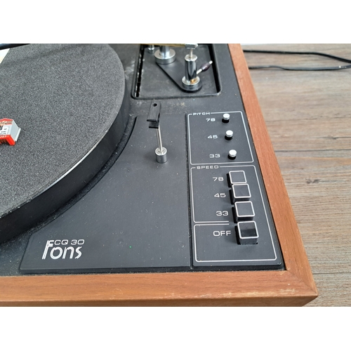 674 - A 1977 FONS International (Hi-Fi) Ltd. CQ30 three-speed belt-drive electronic transcription turntabl... 