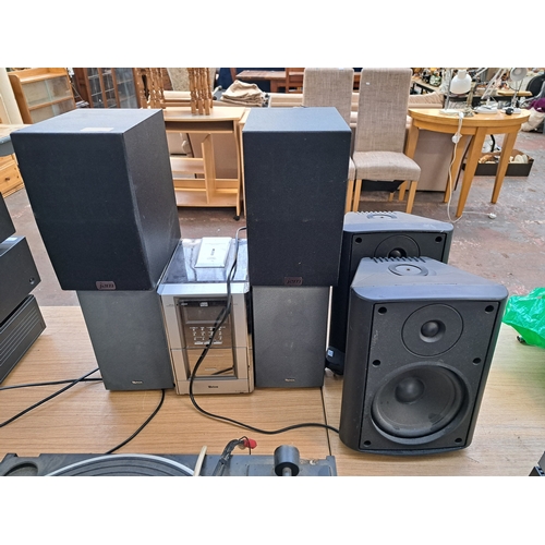 684 - A Tevion MCD-042P micro stereo system with matching speakers together with Jam HX-TS100 active 2.0 s... 