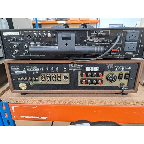 691 - Two items of vintage Pioneer hi-fi, one SX-700L synthesized receiver and one SX-300 stereo receiver