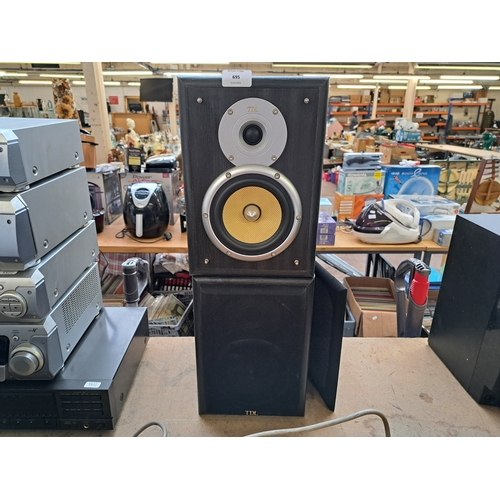 695 - A pair of TDL Nucleus KV1 4-8Ω two-way bookshelf hi-fi speakers