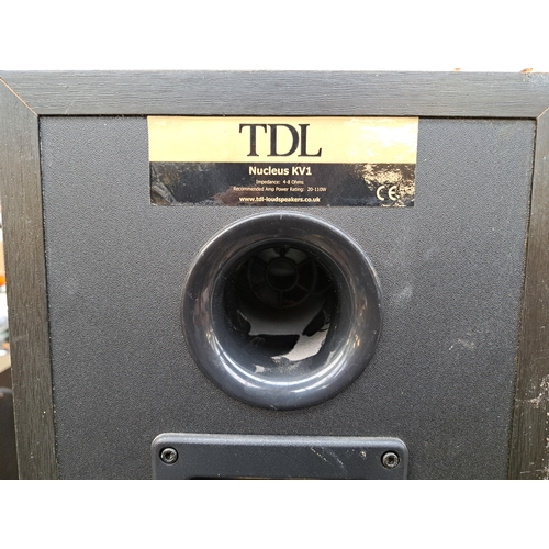 695 - A pair of TDL Nucleus KV1 4-8Ω two-way bookshelf hi-fi speakers