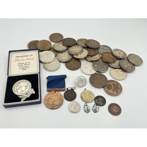 2242 - A collection of medallions, medals and tokens