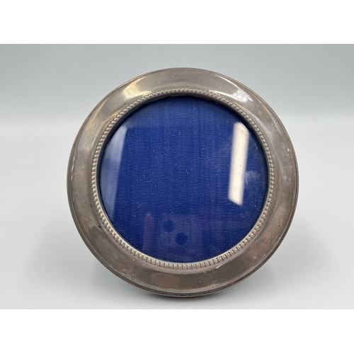 2251 - A B & Co. hallmarked Birmingham silver photograph frame