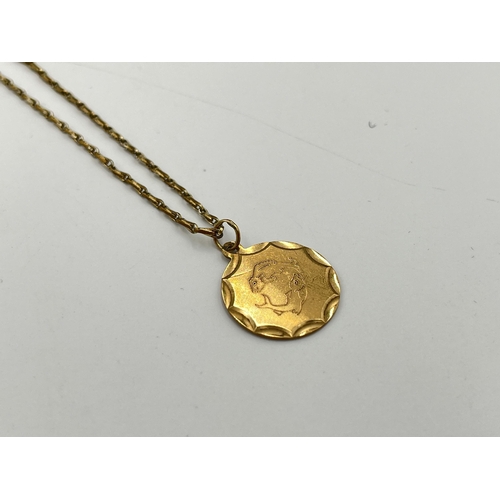 2337 - A hallmarked Chester 9ct gold pendant and yellow metal necklace - approx. gross 9ct weight 1.93