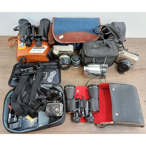 646 - A collection of cased items to include cased VTIN action camera with accessories, Ventora and Zenith... 