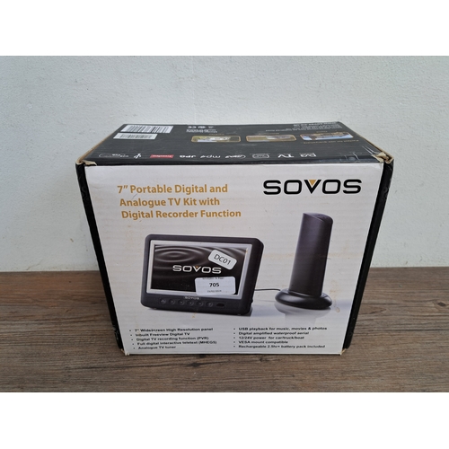 705 - A boxed Sovos SVPDTV7FK 7