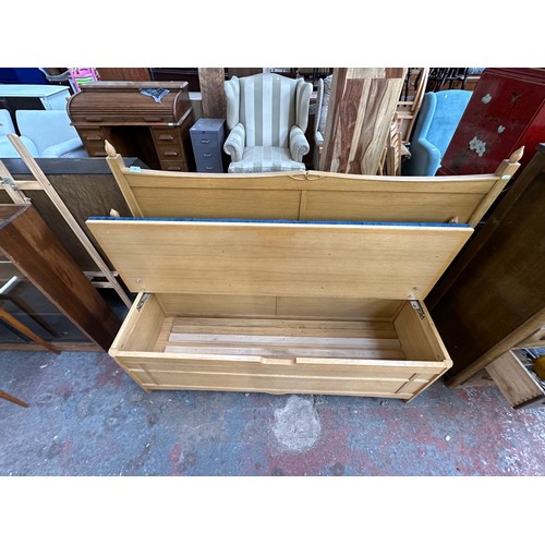 190 - A Bevan Funnell Mackintosh Range oak headboard and footboard/blanket box - headboard approx. 150cm w... 