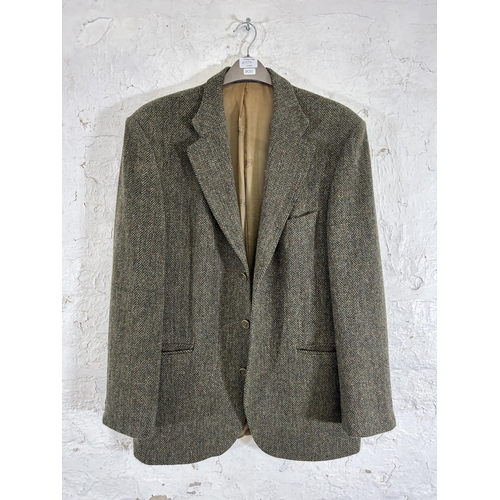 477A - A Magee tweed jacket - size 42 chest