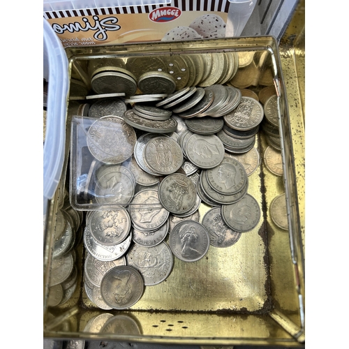 486 - An aluminium flight case containing a very large collection of world coins