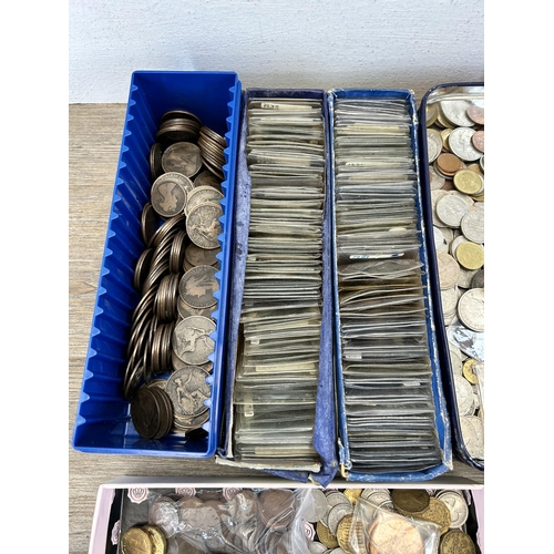 486A - A large collection of mostly British coins