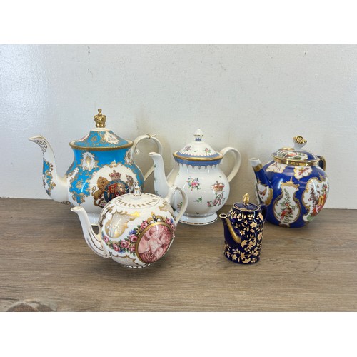 417 - Five ceramic teapots to include The Franklin Mint The Georgian Porcelain Teapot, Queen's China The R... 