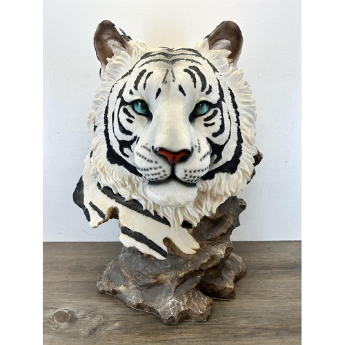 577 - A large resin white tiger bust - approx. 62cm high x 52cm wide