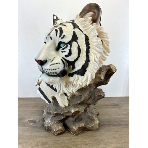 577 - A large resin white tiger bust - approx. 62cm high x 52cm wide