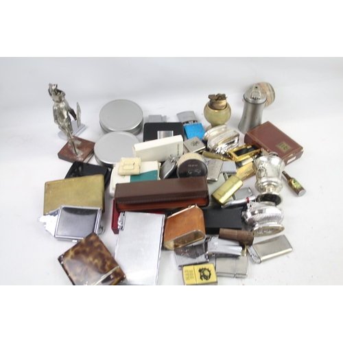 1091 - A large collection of cigarette lighters to include Ronson, Colibri, Zippo etc.