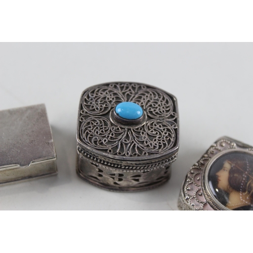 2470 - Three silver trinket boxes, one .800 and two .925 - approx. gross weight 74g