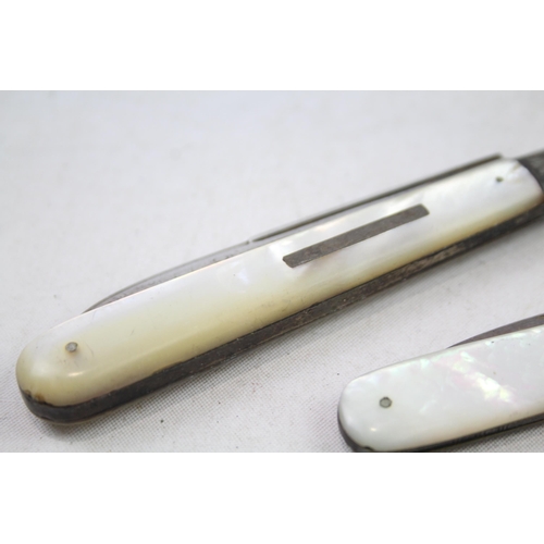 2493 - Three sterling silver pocket knives - approx. gross weight 80g