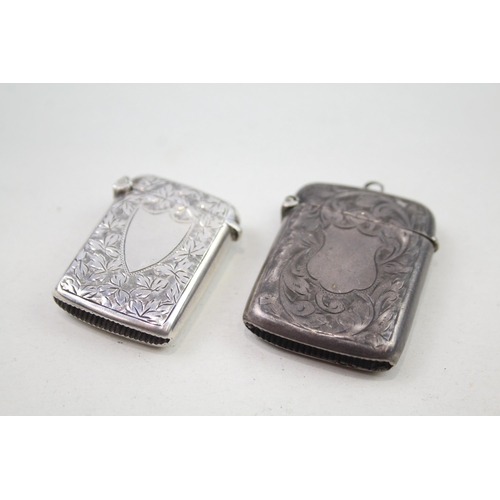 2495 - Two sterling silver vesta cases - approx. gross weight 28g