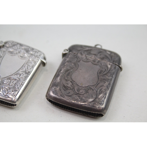 2495 - Two sterling silver vesta cases - approx. gross weight 28g