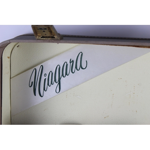 499 - A 1960s Niagara controllable massage machine