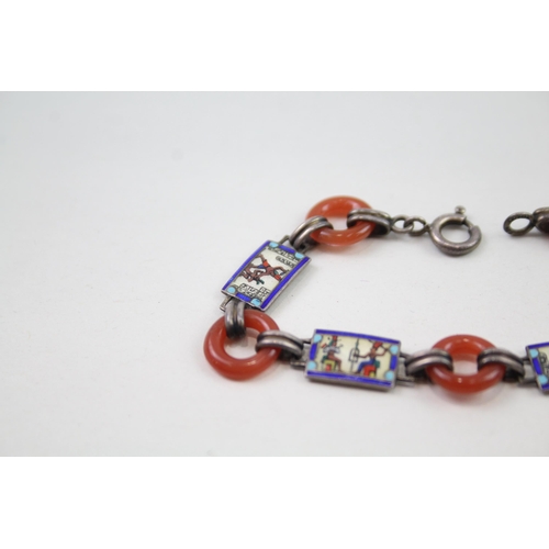 2355 - An Art Deco Egyptian Revival white metal and enamel panel bracelet - approx. gross weight 9g