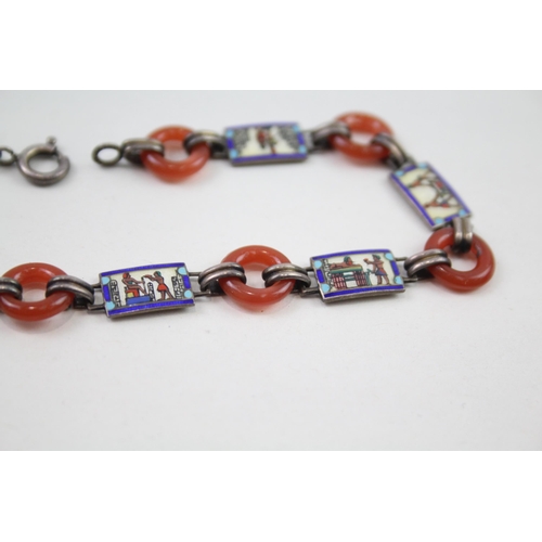 2355 - An Art Deco Egyptian Revival white metal and enamel panel bracelet - approx. gross weight 9g