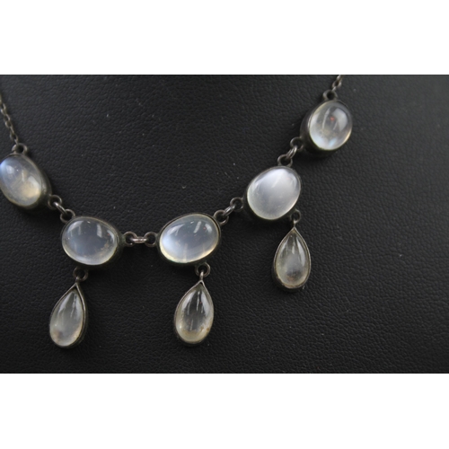 2424 - A silver and moonstone necklace and earrings set - approx. gross weight 7g