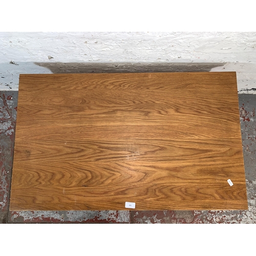 101 - A modern oak rectangular two tier coffee table