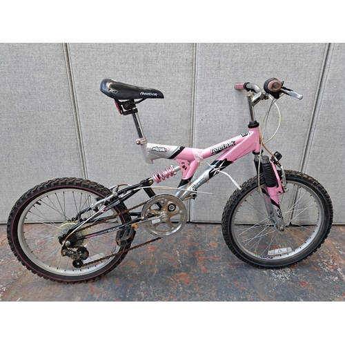 1154 - A Reebok Passion child's mountain bike