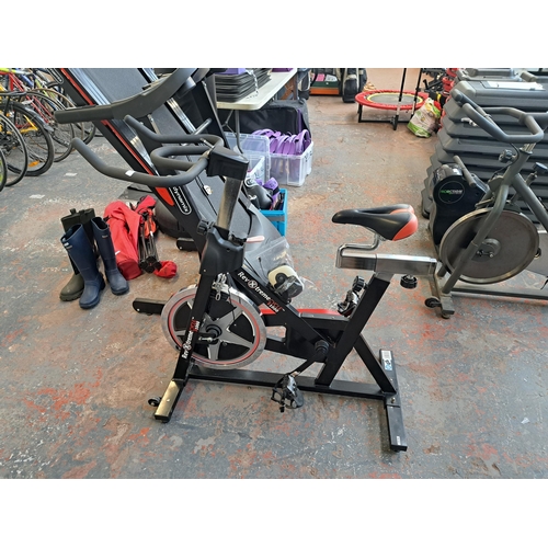 1162 - A WE'R Sports Rev Xtreme Cycle S1000 exercise bike