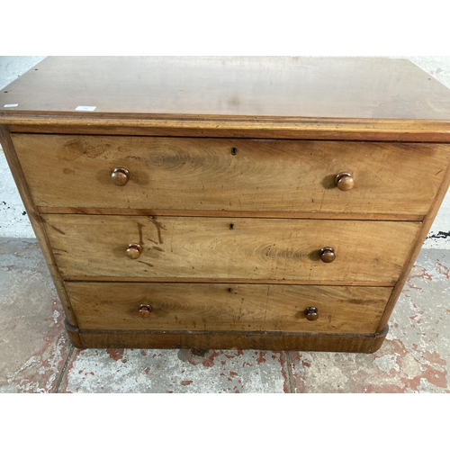 141 - A Victorian mahogany chest of drawers - approx. 84cm high x 109cm wide x 49cm deep