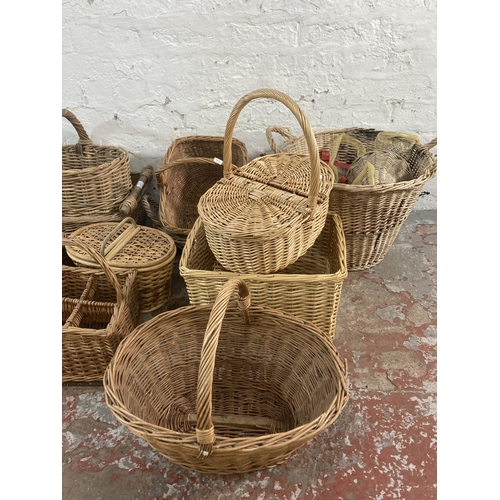 17 - A collection of wicker baskets