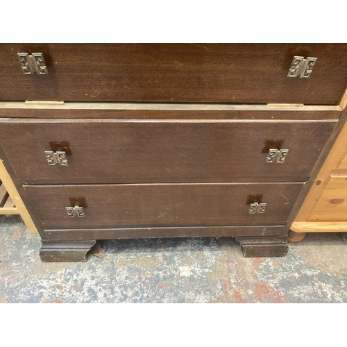 18 - An Art Deco style oak chest of drawers - approx. 94cm high x 75cm wide x 41cm deep